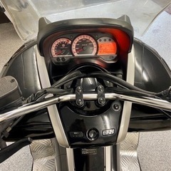 マジェスティ 4d9 黒 乗って帰れますの画像