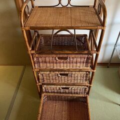 籐のタンス　値下げしました。の画像