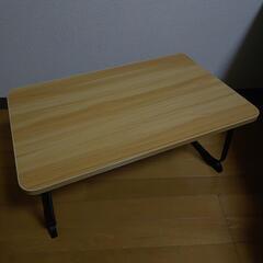 【美品】超軽量折りたたみテーブルの画像