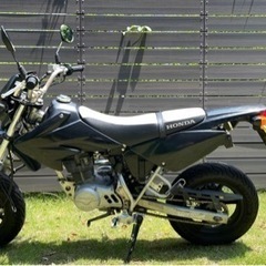 ホンダ　XR100モタードの画像