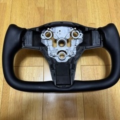 Tesla ヨークハンドル　社外 テスラモデル3 社外製ヨークハンドル交換｜グーネットピット