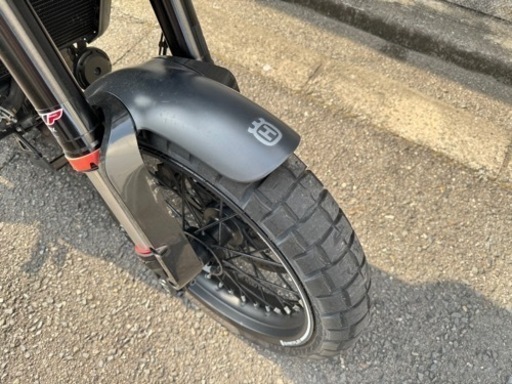 スヴァルトピレン125
