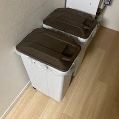ゴミ箱2点