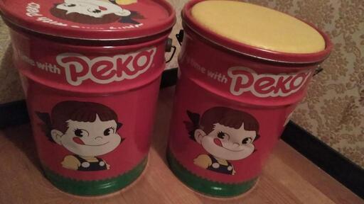 ペコちゃんペール缶2個　中古品