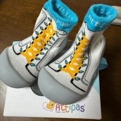 attipas ファーストシューズ