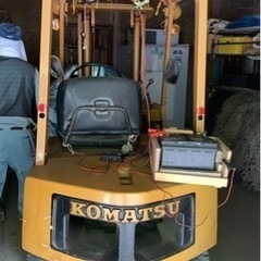 フォークリフト