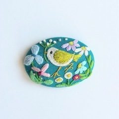刺繍ブローチ講習会の画像