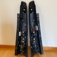 日産セレナ テールレンズの画像
