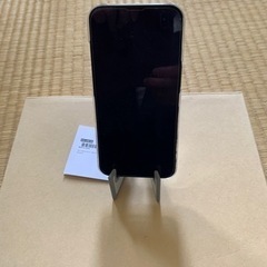 キーホルダーとスマホ立てのセットの画像