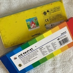 クレヨンとクレパスの画像