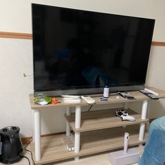 テレビとテレビ台セットでお安く売ります。