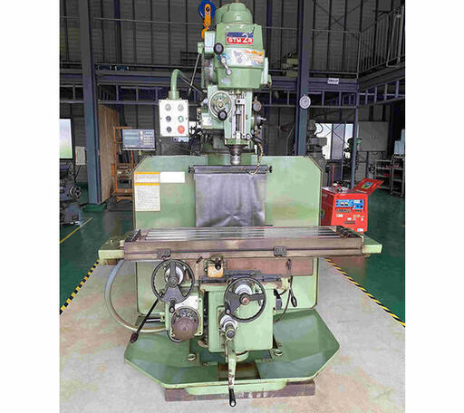 ラム型フライス盤 (1106)