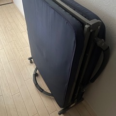 折りたたみベッド（中古品）