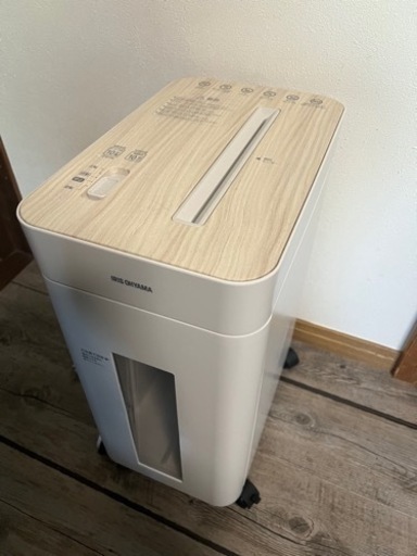 新品！シュレッダー