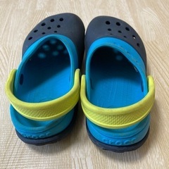 crocs ★ キッズサンダル　C10の画像