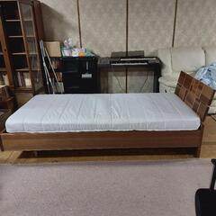 府中家具天然木シングルベッドマットレス付きの画像