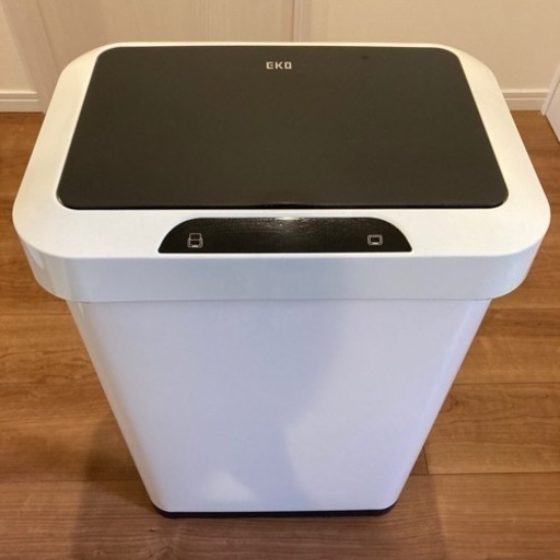 EKO センサー付きゴミ箱　ホワイト　EK-9262