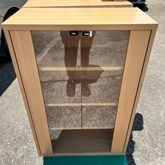 キャビネット　チェスト　ガラス扉　
