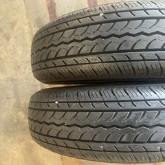 車のパーツ タイヤ、ホイール