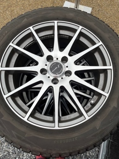 ブリヂストンスタッドレスタイヤ・ホイール４本セット　235/55R18