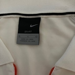お値下げ！！NIKEポロシャツの画像