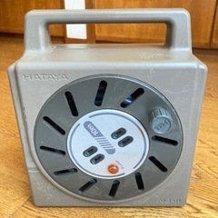 ハタヤ (HATAYA) コードリール 小型 屋内用 100V型 コード10m 太さ2.0㎟ 標準型 コンセント2個 パイロットランプ内蔵 軽量 コンパクト 持ち運び 家庭用 工場用 軽作業 NJ-II NJ-101の画像