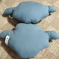 フライングタイガー ジンベイザメ クッション2個の画像
