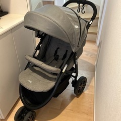 joie ベビーカー　ライトトラックス