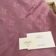 【大幅値下げ】20,000→15,000【正規品・未使用・美品・箱付き】LOUIS VUITTON ルイヴィトン モノグラム 大判ストール ピンクの画像