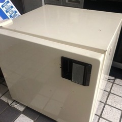 レトロ冷蔵庫