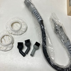 ☆値下げ☆I2406-375 アイリスオーヤマ スチームクリーナー ハンディタイプ STM-303 2012年製 通電確認済 キズ、汚れ、コードに発泡スチロールついてます 現状お渡しの画像