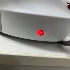 ☆値下げ☆I2406-375 アイリスオーヤマ スチームクリーナー ハンディタイプ STM-303 2012年製 通電確認済 キズ、汚れ、コードに発泡スチロールついてます 現状お渡しの画像