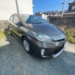 トヨタプリウス　車検あり　高グレード
