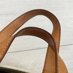 【値下げ】15,000→12,000【正規品・破損無し】LOUIS VUITTON ルイヴィトン ヴェルニ リードPM ホワイト の画像