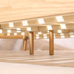 人気のunico(ウニコ)のSOLKシリーズ ダブルベッドフレームです！！ラタンの素材感が魅力のナチュラルなスタイル。丸みを持たせた、やさしい印象で、北欧インテリアのアクセントにも♪の画像