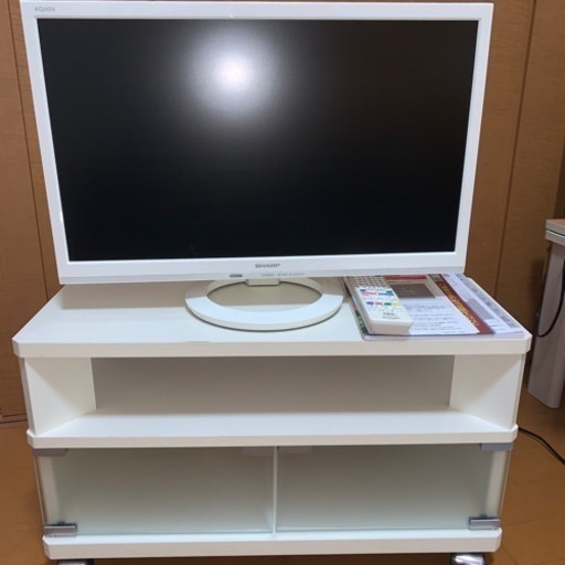 テレビ　テレビ台　SHARP 白