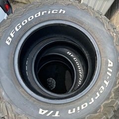 車のパーツ タイヤ、ホイール