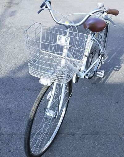 自転車 ノーパンクタイヤ 27インチ 6段切り替え オートライト 2重