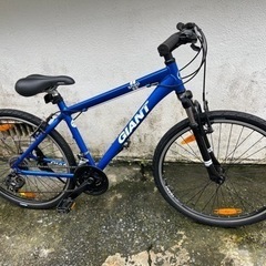 7段ギア26インチGIANT カジュアルなストリートMTB通学車...