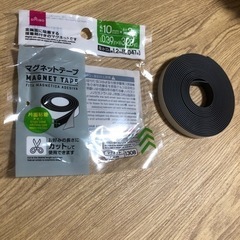 スマホスタンド　と　マグネットテープ   未使用品  