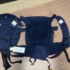 Aprica アップリカ 抱っこひも 新生児インサート付き コンパクトの画像