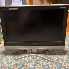 ジャンク品　　シャープAQUOS32型テレビ