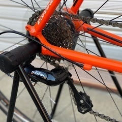 自転車 クロスバイクの画像