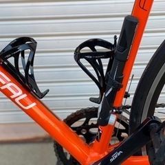 自転車 クロスバイクの画像