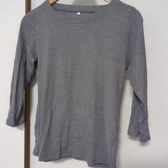 7分袖グレーシャツ