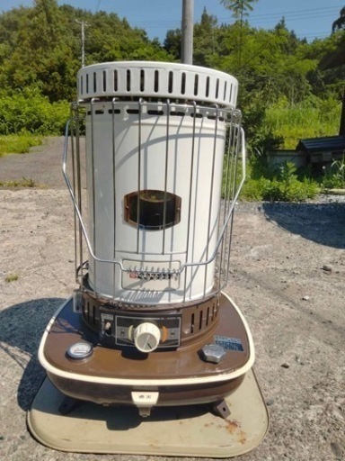 石油ストーブ コロナ キャンプ