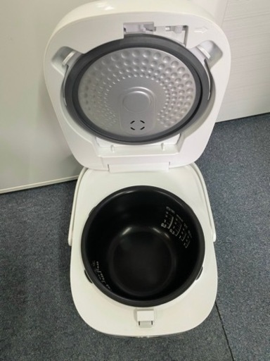 配送可能　保証付き 東芝 IH炊飯ジャー(3合炊き) ホワイト RC-5E2X(W)