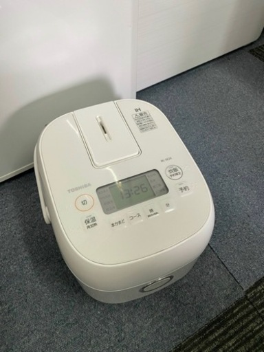 配送可能　保証付き 東芝 IH炊飯ジャー(3合炊き) ホワイト RC-5E2X(W)
