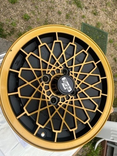 車のパーツ タイヤ、ホイール