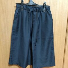 未使用品 幅広キュロット？